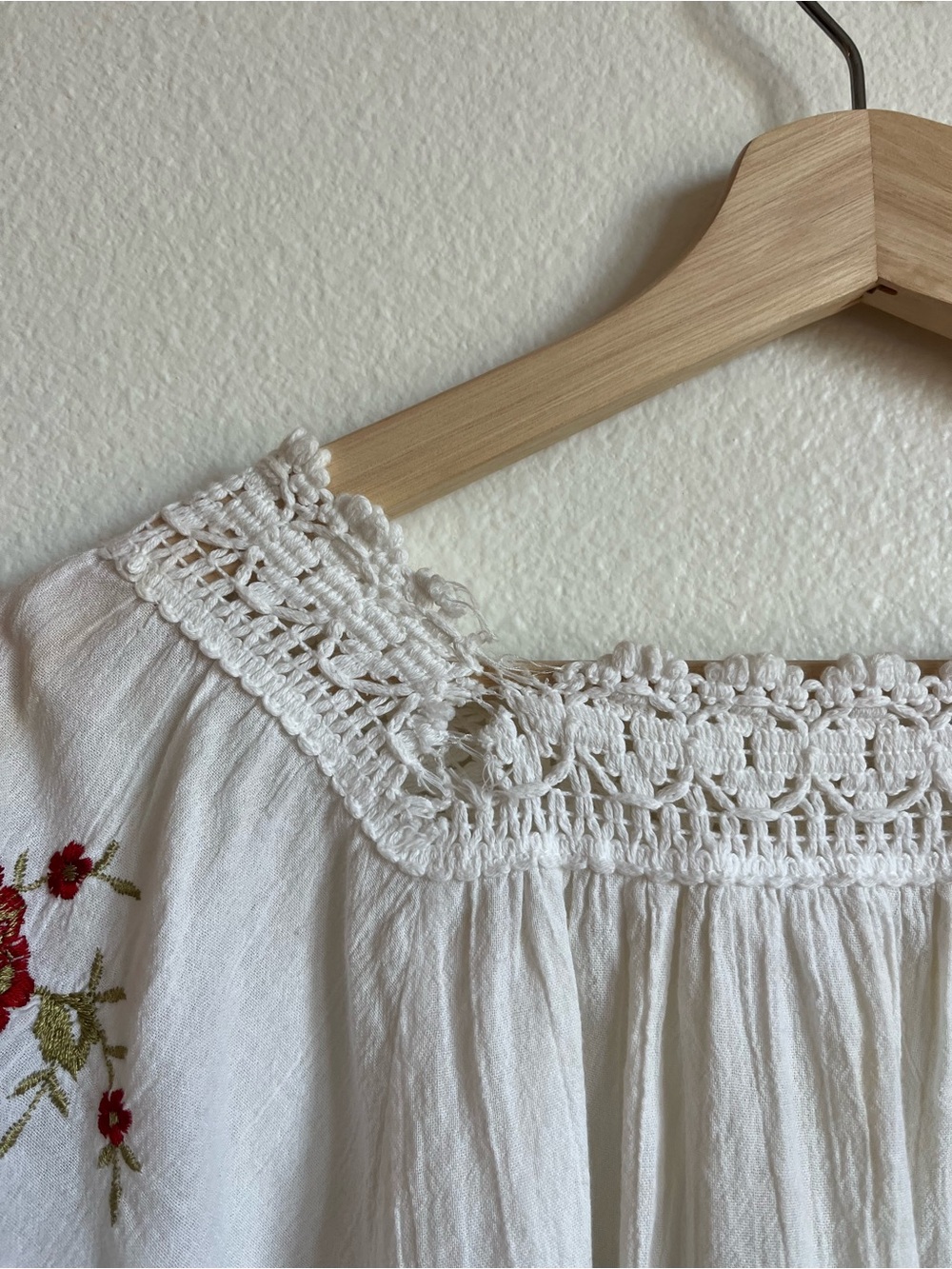 White Embroidered Peasant Top with Red Rose Motif - Picture 4 of 4
